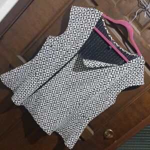 Worthington Geometric Black and White Blouse